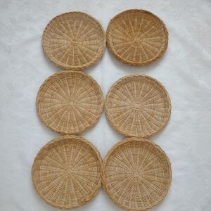 6 wicker round plates trays vintage 9.5in